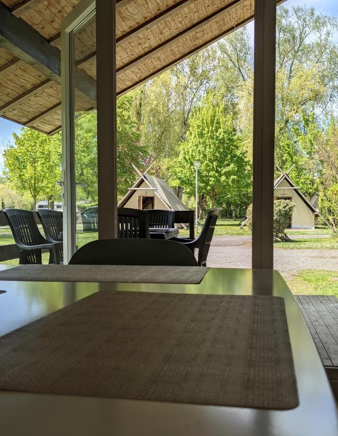 Camping Du Port De Plaisance Peronne  Bagian luar foto