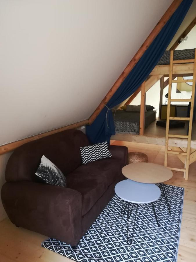 Camping Du Port De Plaisance Peronne  Bagian luar foto