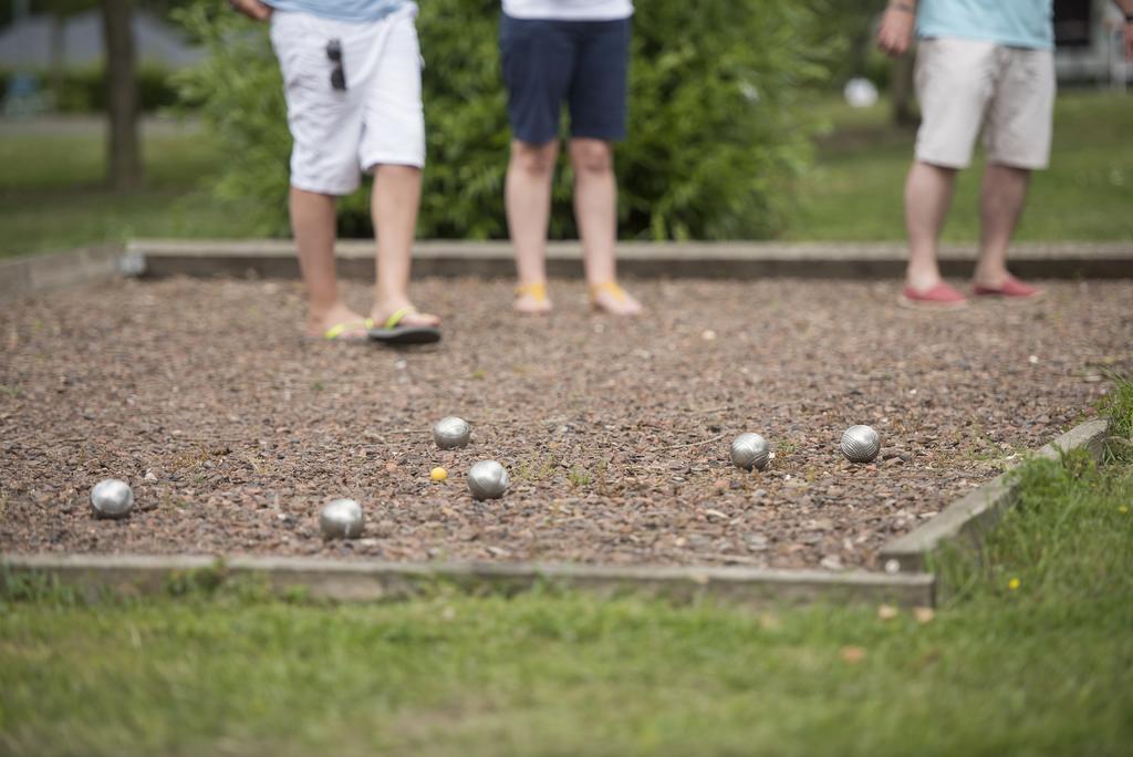 Camping Du Port De Plaisance Peronne  Bagian luar foto