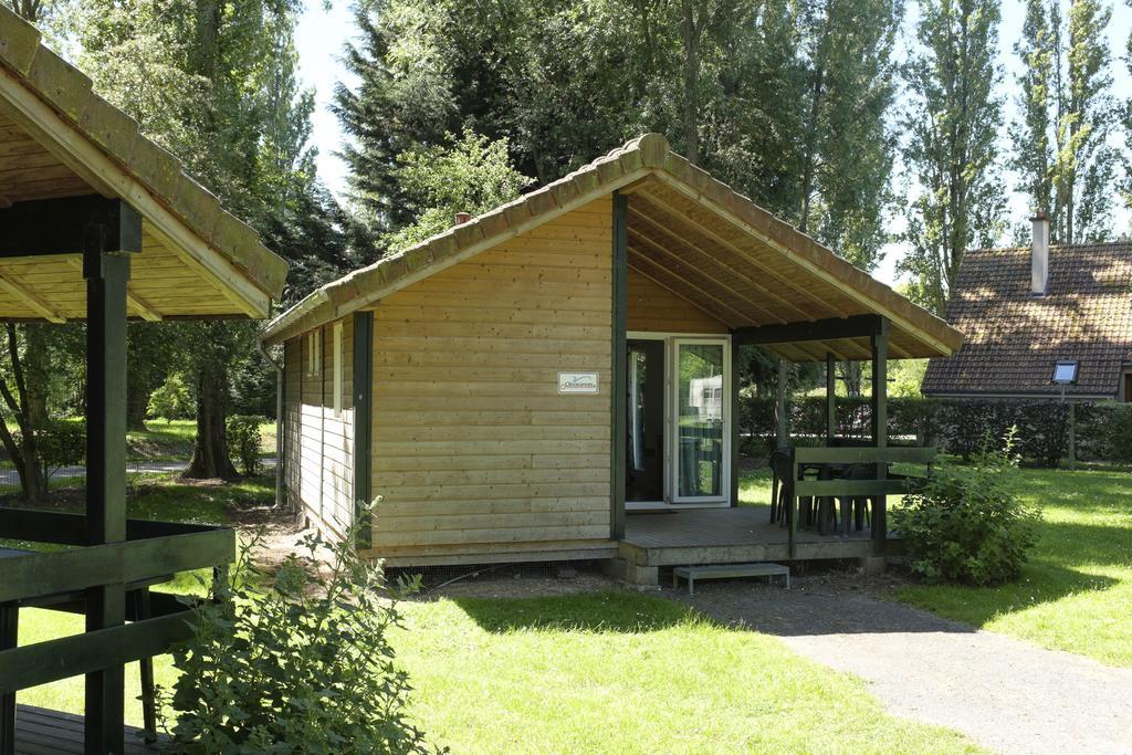 Camping Du Port De Plaisance Peronne  Ruang foto